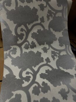 Alternative view of Barok Damast Behang Grijs – 03862-30 – Luxe Reliëf Vinyl