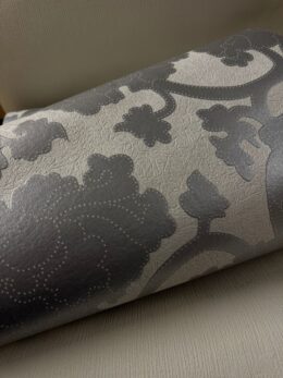 Barok damast behang grijs 03862-30 met reliëf en subtiele glans